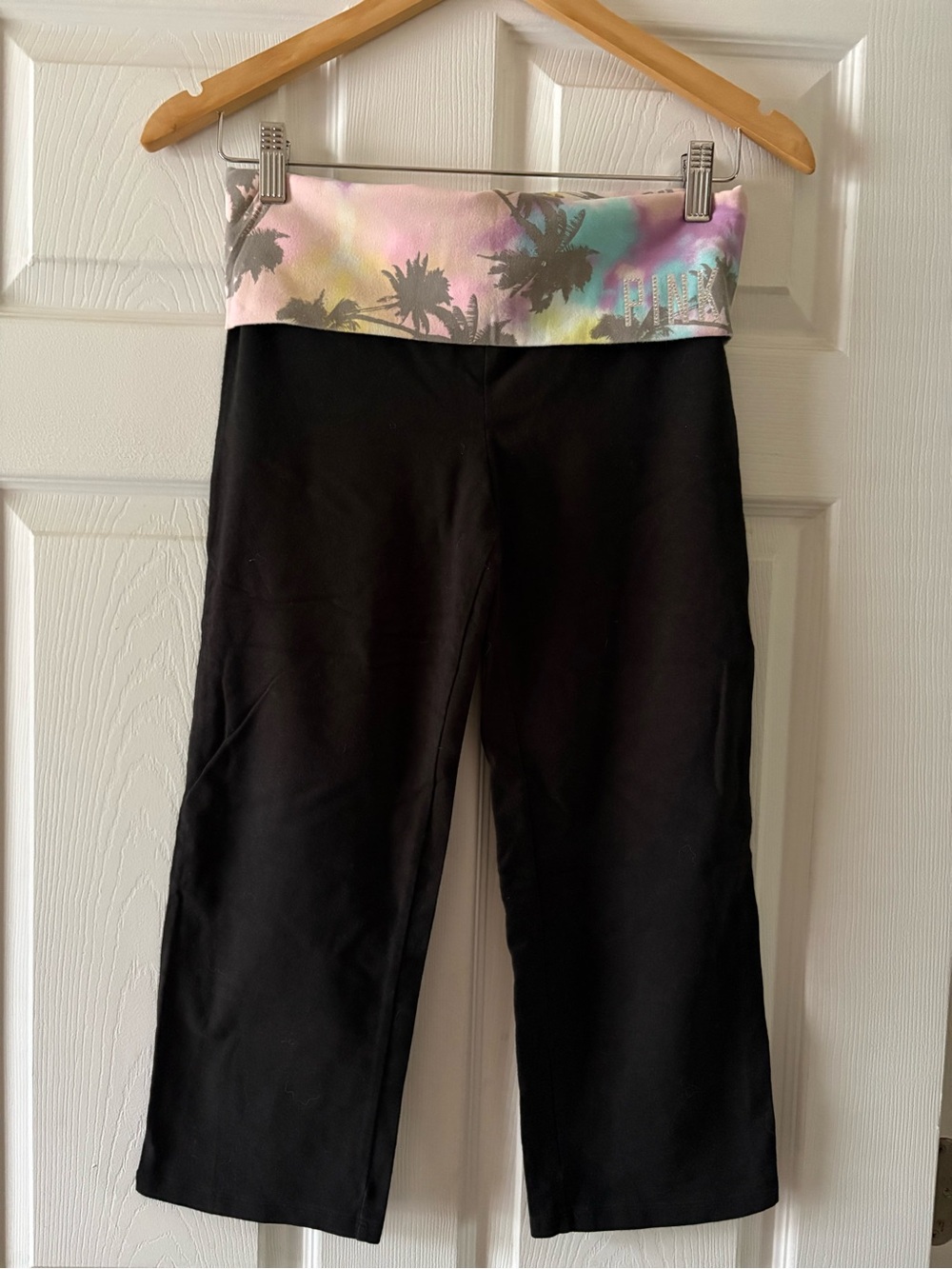 Victoria’s Secret PINK Black Capri Leggings with Fold-Over Waistband